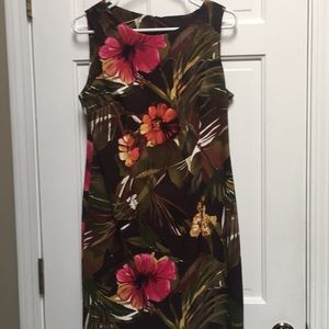 Sleeveless tropical print dress
